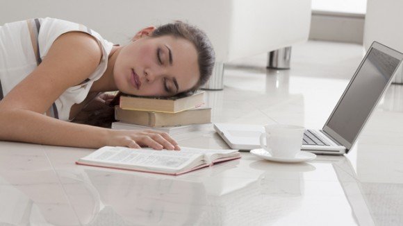 失敗しない仮眠の取り方【頭スッキリ】脳の活性化
