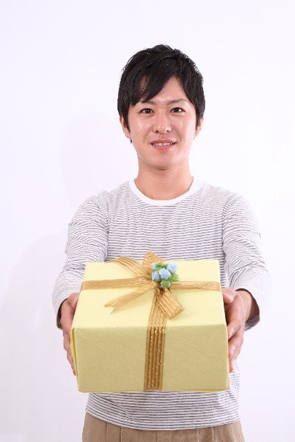 彼女が喜ぶ誕生日プレゼントおすすめ10選!