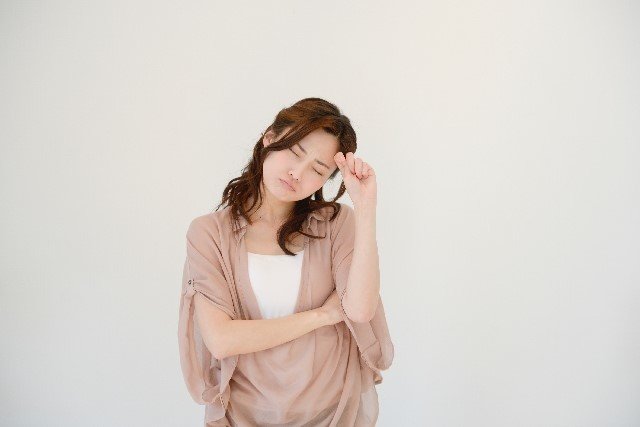 足汗(足底多汗症)の原因や対処と改善法!病気の可能性はあるの?