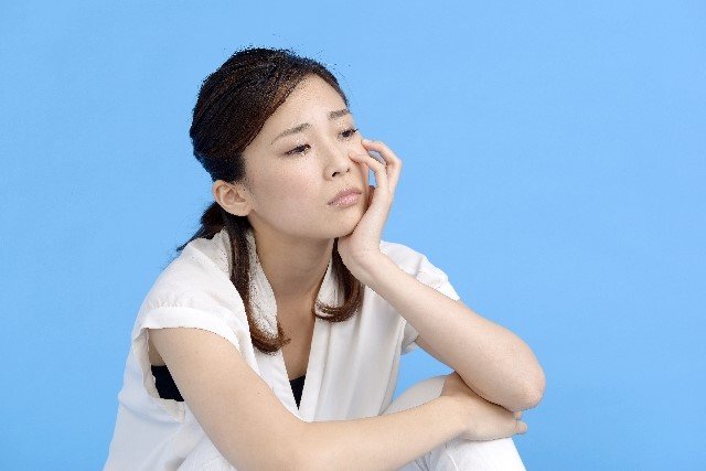 生理痛はなぜ起こるの?様々な症状や対処法!